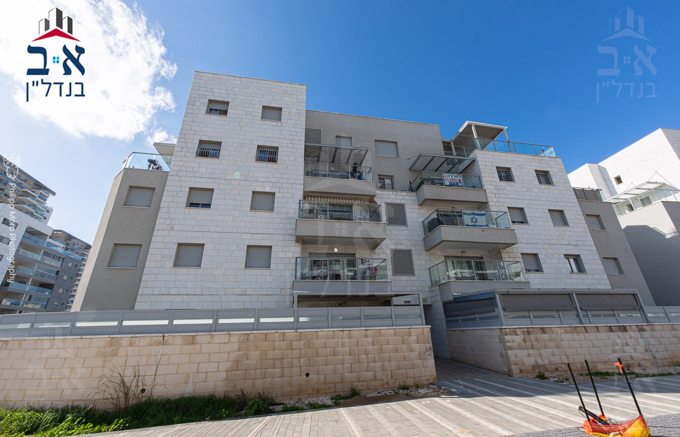 דירה למכירה בטירת כרמל בשכונת החותרים
