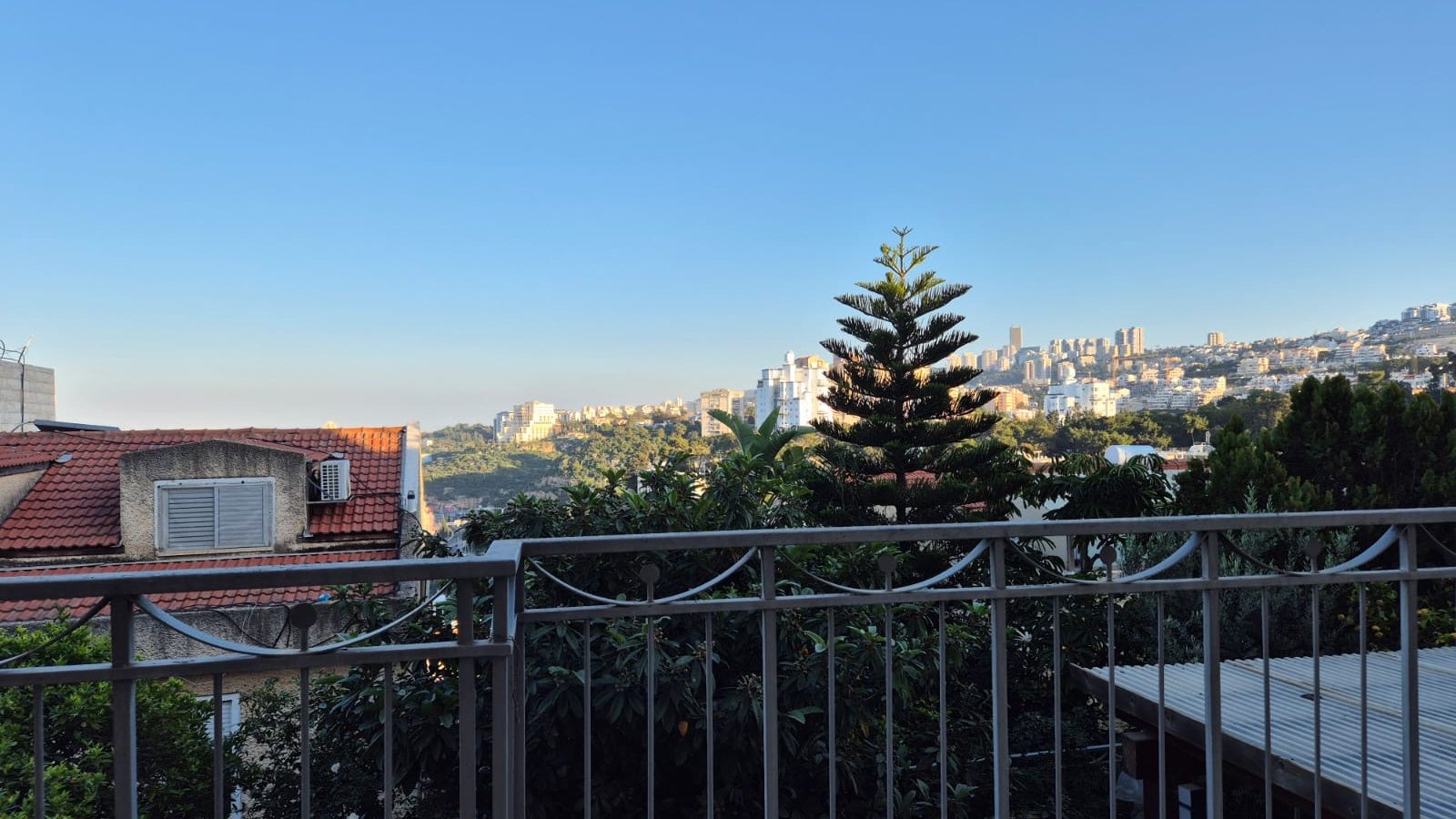 דירה למכירה ברחוב תדהר בשכונת ורדיה
