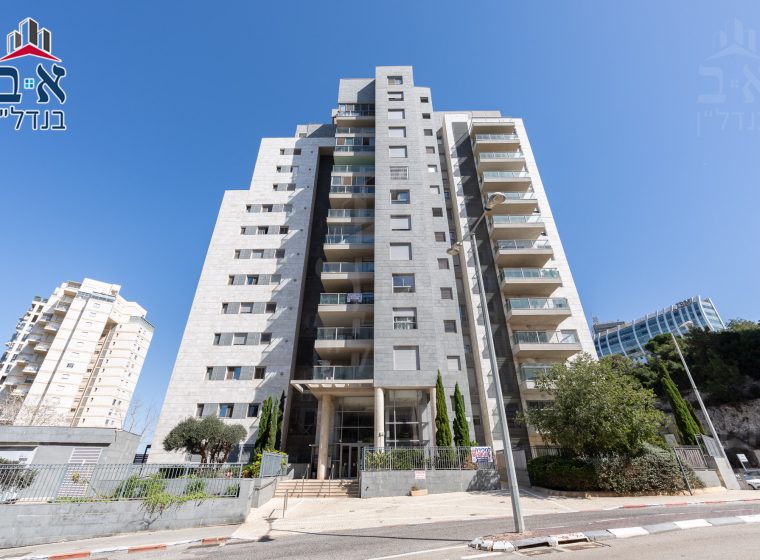 לאוהבי החיים הטובים דירה למכירה ברחוב מנדל זינגר בסביוני דניה