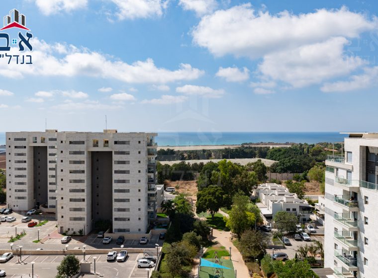 חדש במשרדינו! דירה משופצת למכירה ברחוב אלמוגי בשכונת גלי כרמל
