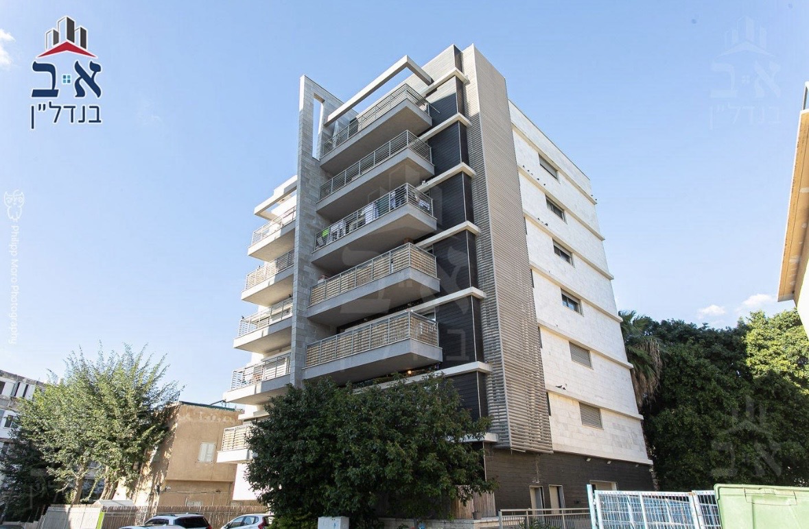 דירה למכירה ברחוב התקווה בשכונת קריית אליעזר