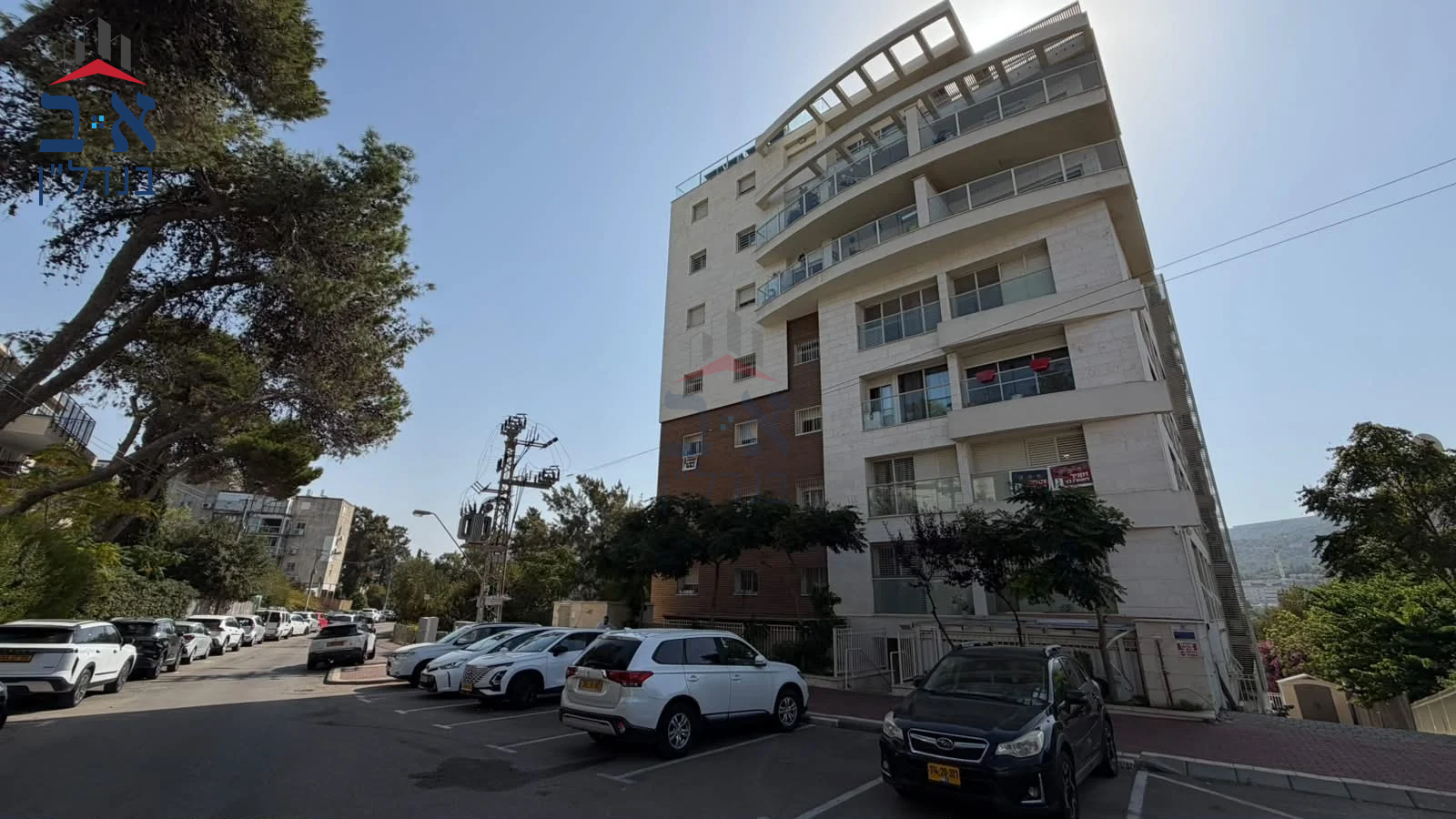 דירה למכירה ברחוב הרב מימון בשכונת נווה שאנן